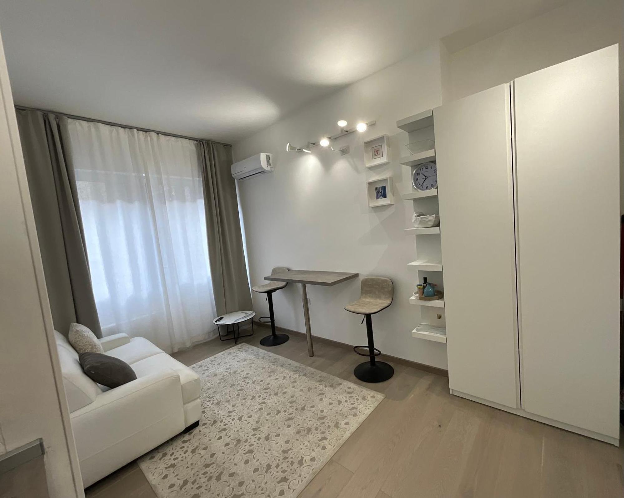 شقة Bilocale San Giovanni Design Apartament روما المظهر الخارجي الصورة