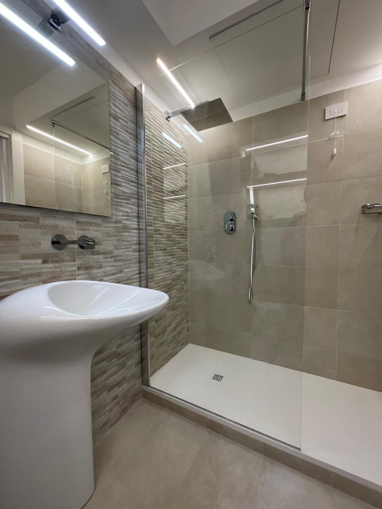 شقة Bilocale San Giovanni Design Apartament روما المظهر الخارجي الصورة